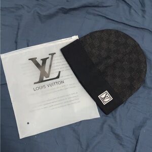 Louis Vuitton Charcoal and Black Beanie